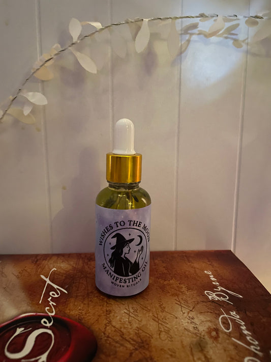 Wishes to the moon oil
