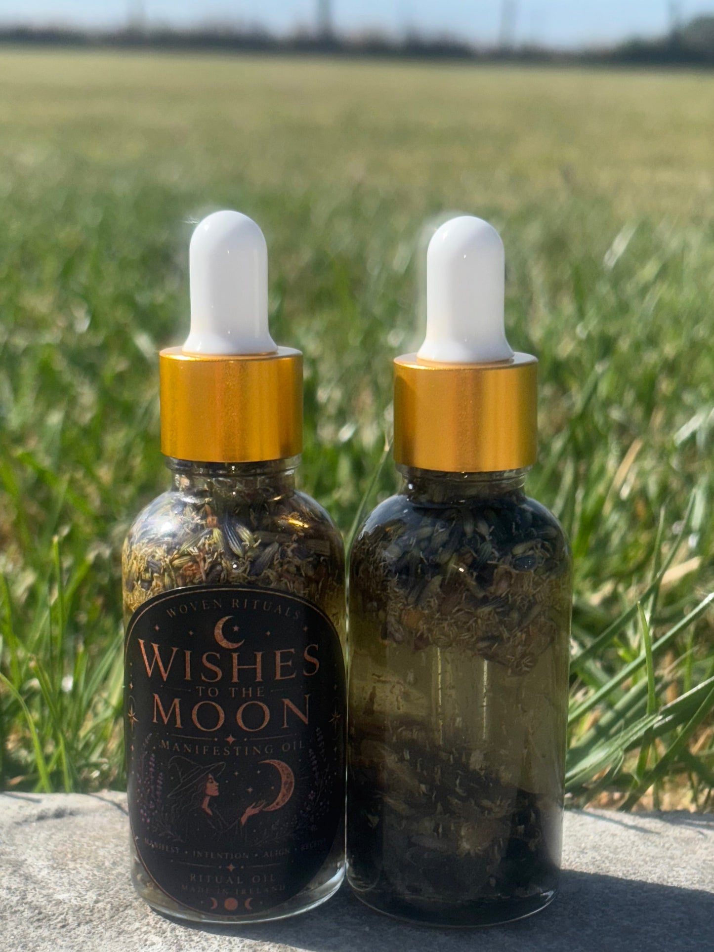 Wishes to the Moon – Botanical Ritual Oil